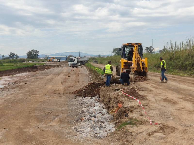 Με εργοτάξια σε αρκετά μέτωπα του Καλαμάτα - Μεθώνη: “Τρέχουν” τα έργα από Αεροδρόμιο έως Πύλο