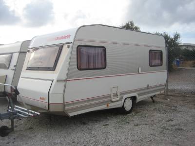 Διαδικτυακή απάτη με θύμα και θύτη δύο Καλαματιανούς για ένα τροχόσπιτο