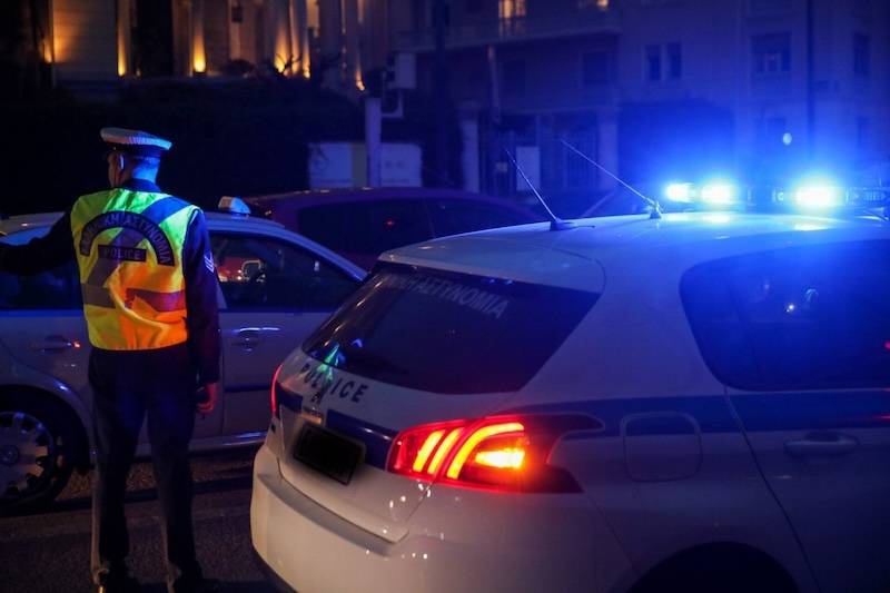 Συνελήφθησαν 7 άτομα για παράνομη παροχή στάθμευσης σε καταστήματα υγειονομικού ενδιαφέροντος σε Άλιμο και Ελληνικό