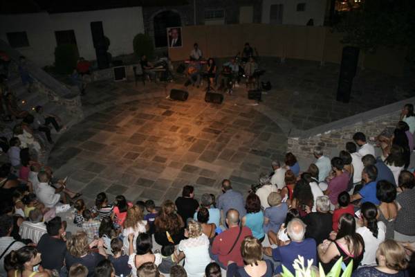 Μαγικό αφιέρωμα στο Δημ. Μητροπάνο στο Διαβολίτσι