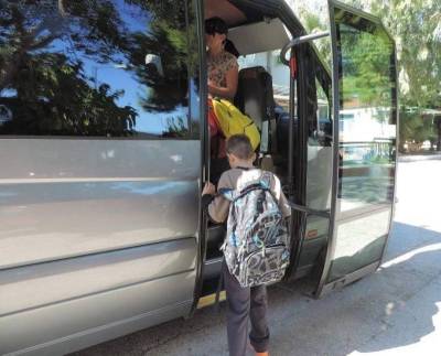 Λαϊκή Συσπείρωση Πελοποννήσου: “Λύσεις για ασφαλή και έγκαιρη μετακίνηση μαθητών στα σχολεία”