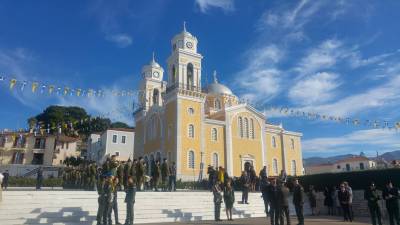 Η Καλαμάτα γιορτάζει την πολιούχο της Υπαπαντή (βίντεο-φωτογραφίες)