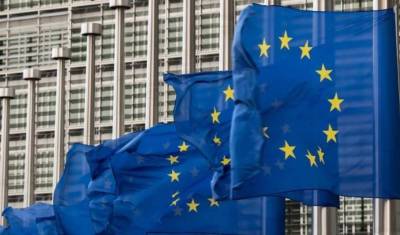 Κομισιόν: Πράσινο φως στην Ουκρανία να λάβει καθεστώς υποψήφιας προς ένταξη χώρας στην ΕΕ