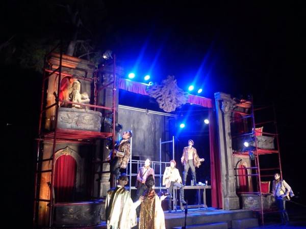 Εντυπωσιακός «Συρανό» στο Κάστρο Καλαμάτας