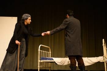 Πρεμιέρα παράστασης της ομάδας "Μέθεξη": "Εγκλημα και τιμωρία"