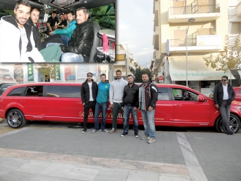 5 Καλαματιανοί barmen σε λιμουζίνα 11 μέτρων