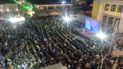 Σαμαράς από την Τρίπολη: "Ο Νίκας θα δουλέψει για όλη την Πελοπόννησο, ενώ ο Τατούλης μόνο για την οικογένειά του"