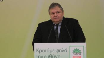 ΠΑΣΟΚ: Αν δεν πάρουμε την τρίτη θέση θα ευθύνεται ο Παπανδρέου