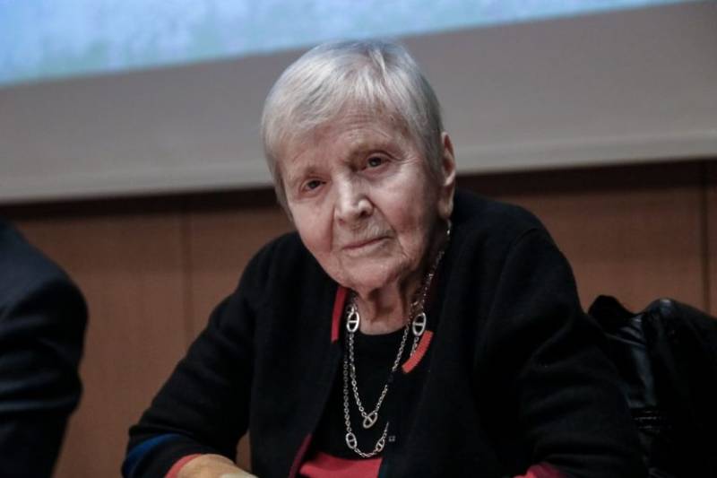 Πέθανε η σπουδαία βυζαντινολόγος Ελένη Γλύκατζη-Αρβελέρ