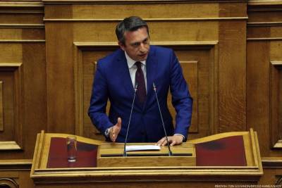 Μαντας: "Παράταση παραμονής για εργάτες γης"