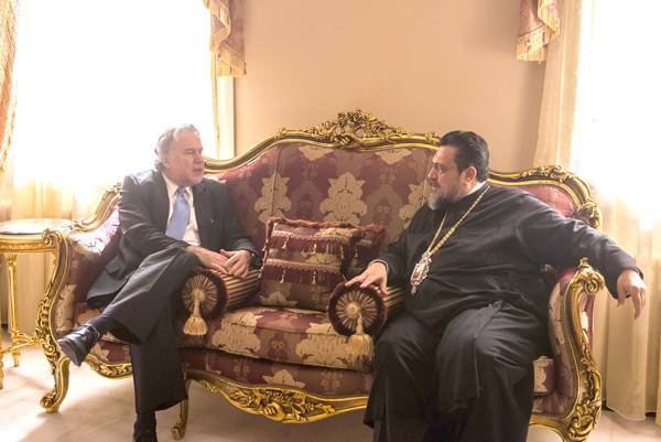 Εσπασε ο πάγος μεταξύ Χρυσόστομου - Κατρούγκαλου