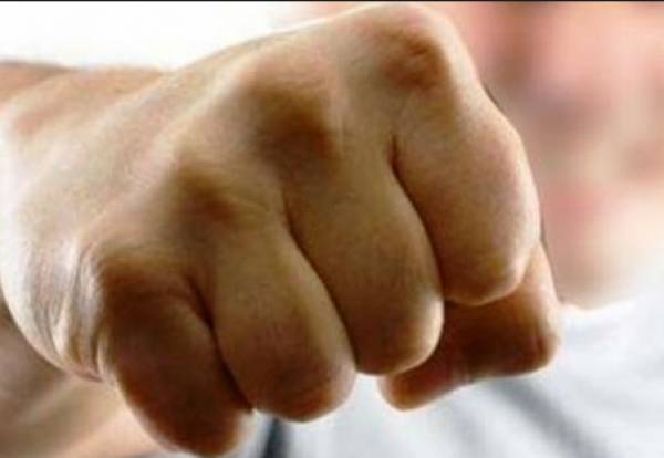 Πιάστηκαν στα χέρια και ένας... πήγε στο Παναρκαδικό!