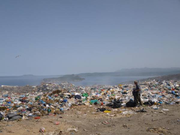 Αναβλήθηκε η συζήτηση για τη χωματερή της Πύλου