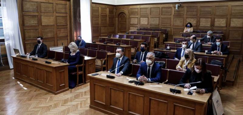 Προανακριτική Παππά: Κατάθεση Τόμπρα και «θύελλα» για κατ’ αντιπαράσταση