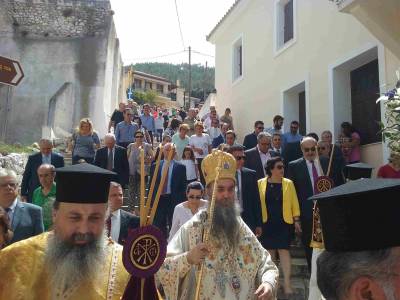 Γιόρτασαν το Αγιο Πνεύμα στην Κυπαρισσία (φωτογραφίες)