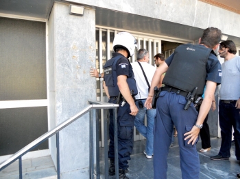 Αρένα η Πρόνοια για ερωτοδουλειές