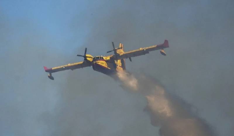 Ευρωπαϊκή Ένωση: Στέλνει 7 αεροπλάνα και 1 ελικόπτερο στην Ελλάδα