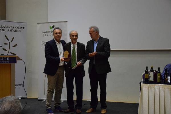 Βράβευση ελαιόλαδων στον διαγωνισμό της Καλαμάτας: Τιμήθηκαν Γυφτέας, Μπουφέας και Μπλάουελ