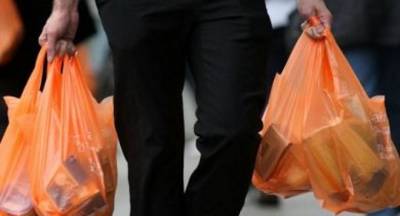 Περιβαλλοντικό τέλος στις πλαστικές σακούλες: Έτοιμοι για την εφαρμογή του μέτρου οι Καλαματιανοί επιχειρηματίες