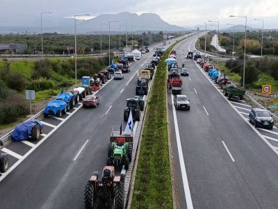 Ωρα αποφάσεων για τα μπλόκα - Την Τρίτη το ραντεβού με τον Πρωθυπουργό