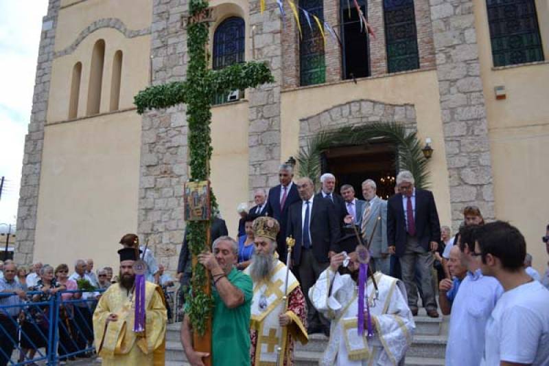 Η Κυπαρισσία γιόρτασε την ύψωση του Τιμίου Σταυρού