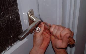 21χρονος τσιγγάνος ο δράστης τριών κλοπών στο Κιάτο