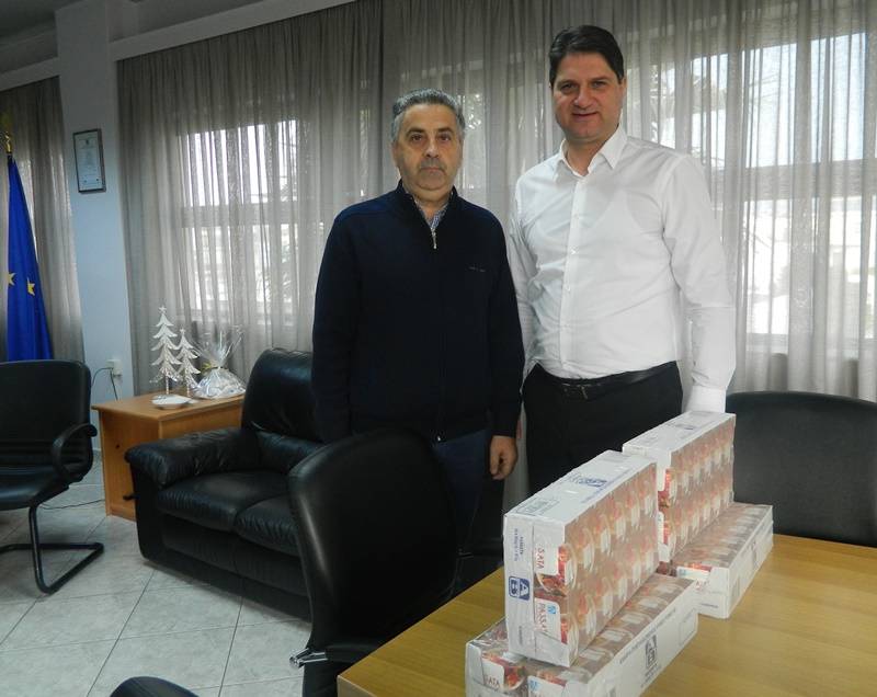 Συνταξιούχοι και εργαζόμενοι του ΟΤΕ ενίσχυσαν το Κοινωνικό Παντοπωλείο Μεσσήνης