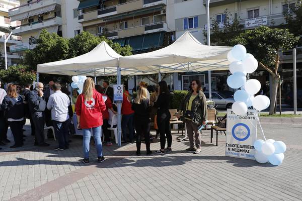 Δωρεάν μετρήσεις σακχάρου στην κεντρική πλατεία της Καλαμάτας (βίντεο)