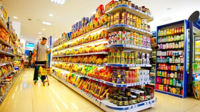 NielsenIQ: Άνοδος για το λιανεμπόριο τροφίμων το α' εξάμηνο αλλά αποκλειστικά λόγω αυξημένων τιμών