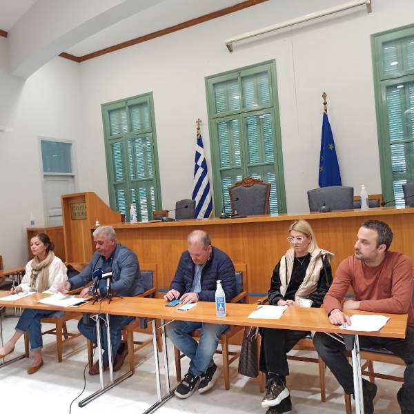 Συγκέντρωση διαμαρτυρίας από εμπόρους και επαγγελματίες στην Καλαμάτα