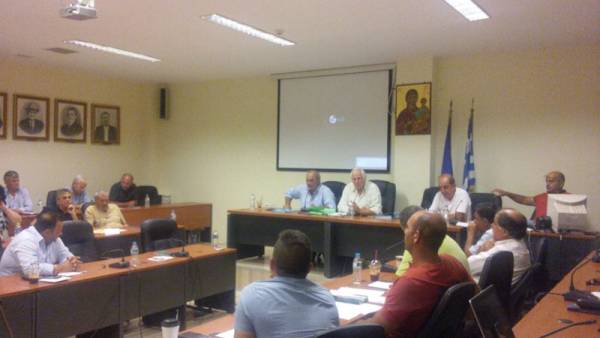 Ενταση και αποχωρήσεις στο Δημοτικό Συμβούλιο Τριφυλίας