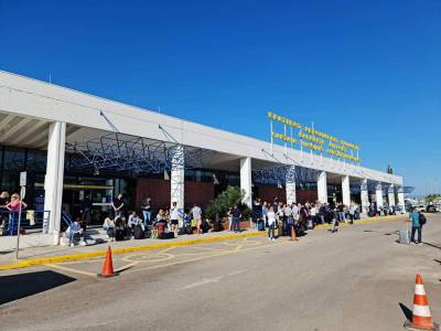 Σε ελαιώνες και λιοτρίβια οι Γερμανοί τουρ οπερέιτορ πριν αναχωρήσουν από τη Μεσσηνία