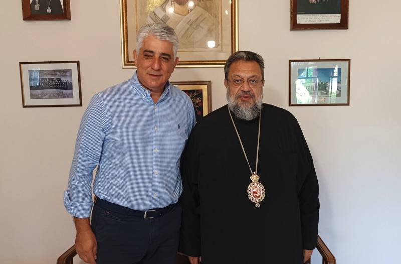 Επίσκεψη Καφαντάρη στον μητροπολίτη Μεσσηνίας