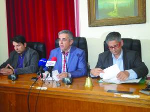 Μανώλης Μάκαρης για το ψηφοδέλτιό του: "Πολυσυλλεκτικό και ενωτικό με αντιμνημονιακό στίγμα"