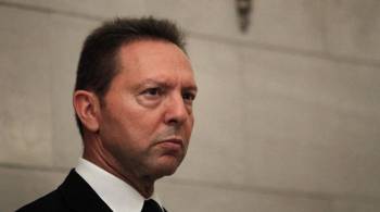 Η Κωνσταντοπούλου φέρνει τον Στουρνάρα στη Βουλή για τη Siemens