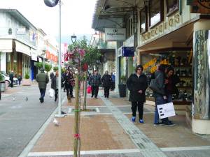 Εκπτώσεις έως και 75% στα μαγαζιά της Καλαμάτας