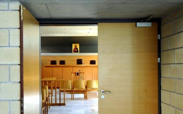 Ειρηνοδικείο Καλαμάτας: Διαγραφή οφειλής για δάνειο αστυνομικού