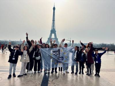 Εκπαιδευτήρια Μπουγά: Συμμετοχή σε μαθητικό συνέδριο στο Παρίσι