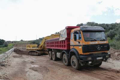 Με μηχανικά μέσα η διάνοιξη της σήραγγας στο Πεταλίδι