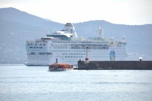 Τα μισά κρουαζιερόπλοια φέτος στην Καλαμάτα λόγω κρίσης