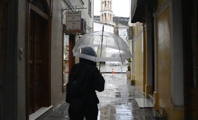 Επικαιροποίηση του έκτακτου δελτίου της ΕΜΥ - Μέχρι την Τρίτη ισχυρές βροχές και καταιγίδες