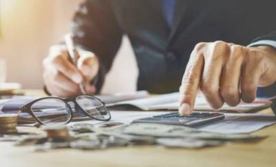 Αλαλούμ με τις ασφαλιστικές εισφορές των ελεύθερων επαγγελματιών (Βίντεο)