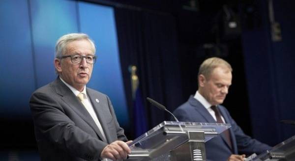 Ικανοποιημένοι από τη συμφωνία δηλώνουν Γιούνκερ, Ντάισελμπλουμ και Τούσκ