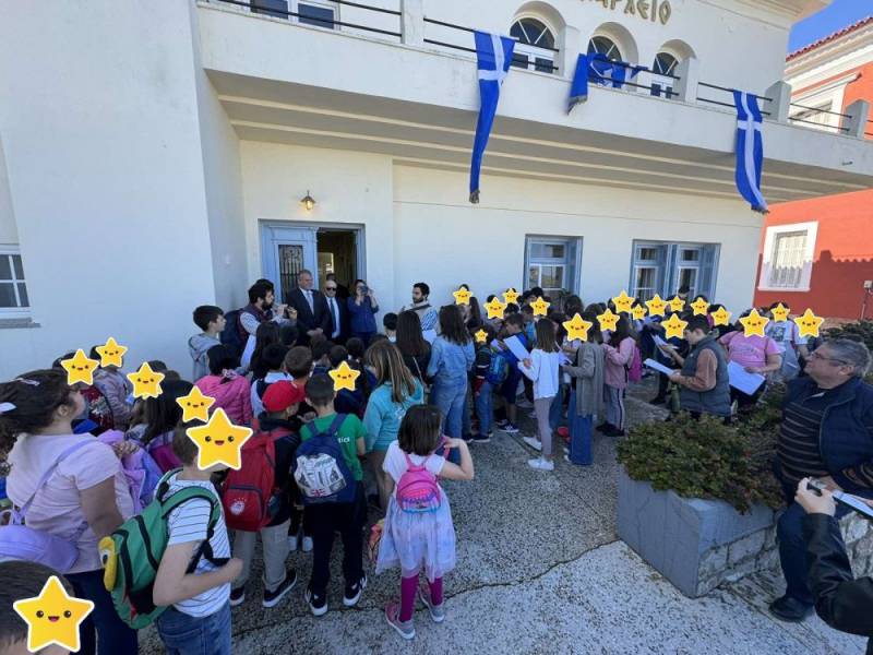 Εψαλαν τα κάλαντα του Λαζάρου στον δήμαρχο Πύλου - Νέστορος