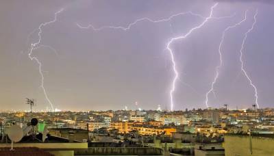Έκτακτο δελτίο από την ΕΜΥ: Απότομη αλλαγή του καιρού από το βράδυ με βροχές και καταιγίδες