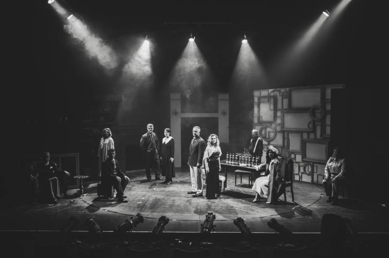 «Δέκα μικροί στρατιώτες» από το Τριφυλιακό Ερασιτεχνικό Θέατρο