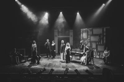 «Δέκα μικροί στρατιώτες» από το Τριφυλιακό Ερασιτεχνικό Θέατρο