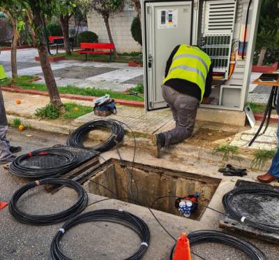 Δίκτυο οπτικών ινών από τη ΔΕΗ σε Καλαμάτα και Μεγαλόπολη