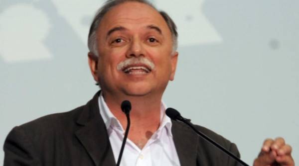 Παπαδημούλης: Δεν έχουμε λαϊκή εντολή για δραχμή