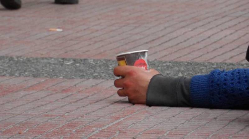 Πάτρα: Ανήλικοι επαίτες κατηγορούν ως παιδεραστές όσους δεν τους δίνουν χρήματα